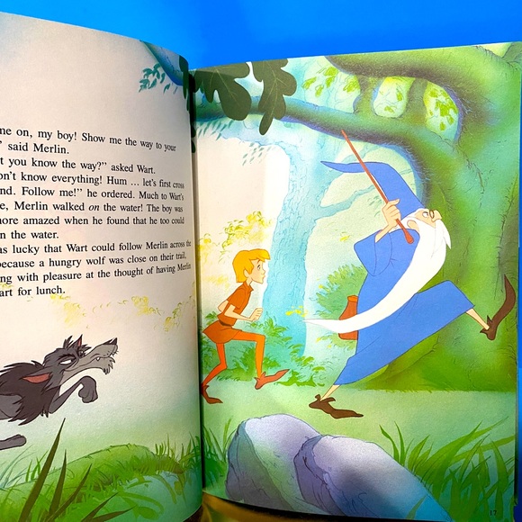 WALT DISNEY NWT VTG 1987 THE SWORD IN THE STONE HARDCOVER COLLECTIBLE BOOK 95p. - Picture 5 of 13